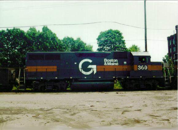 Photo of B&M GP39-2 at Lawrence Yard
