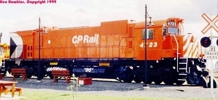 Photo of CP 4723 at Farnham, Quebec.