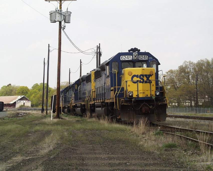 Photo of CSX in Middleboro