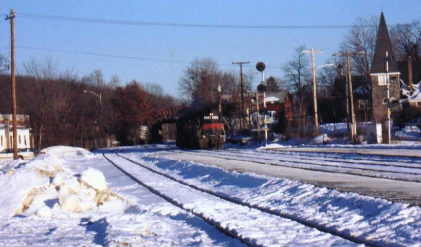 Photo of MEC #374 Entering East Wye at  Ayer, MA