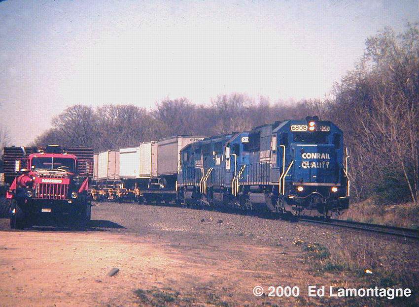 Photo of TV6/Q116 at Charlton, MA in May, 2000 by Ed Lamontagne (WFPT)