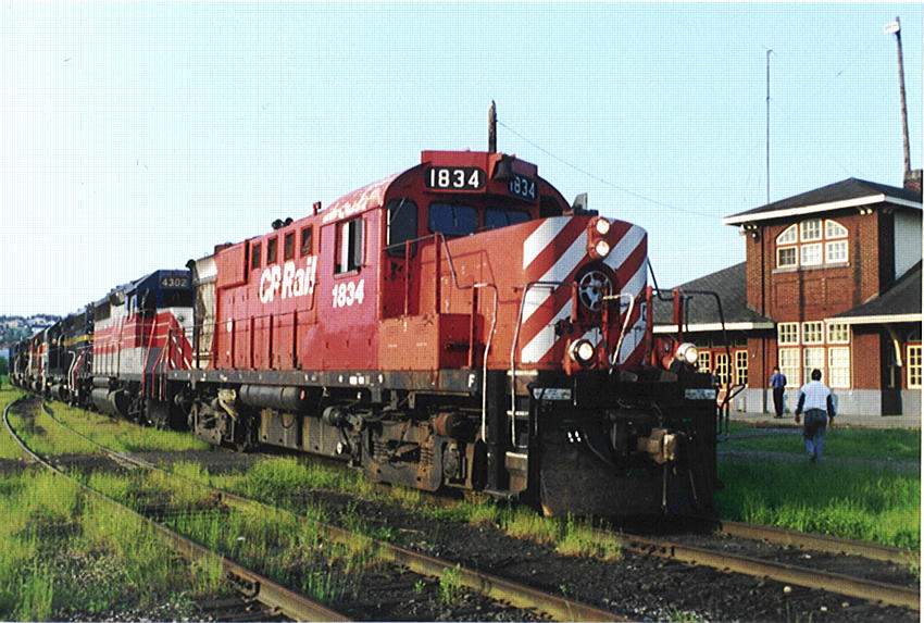 Photo of CP RS18 on Westbound CDAC train in 1995 at Megantic Quebec