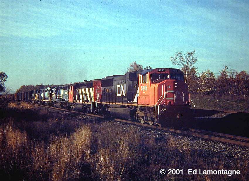 Photo of Q620/CNSE at Stone Road in Gilderland, NY in 11/99 by Ed Lamontagne (WFPT)