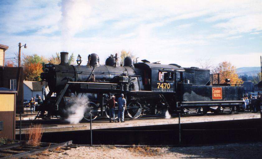 Photo of 7470 on the turntable at North Conway.