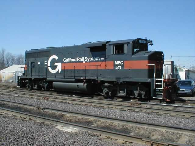 Photo of Widecab GP-40 511 in Ayer