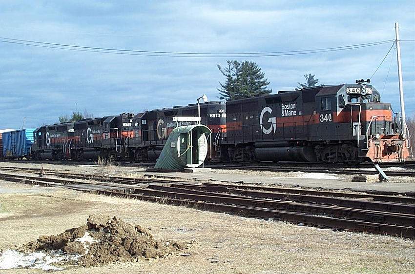 Photo of Guilford Westbound Easter Sunday 2001