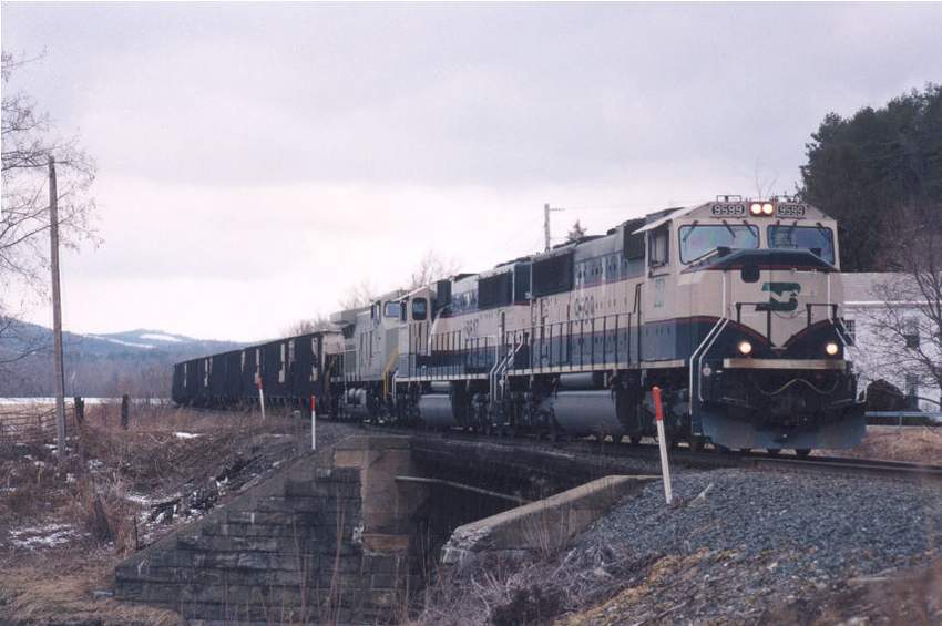 Photo of Loaded Bow Coal Train