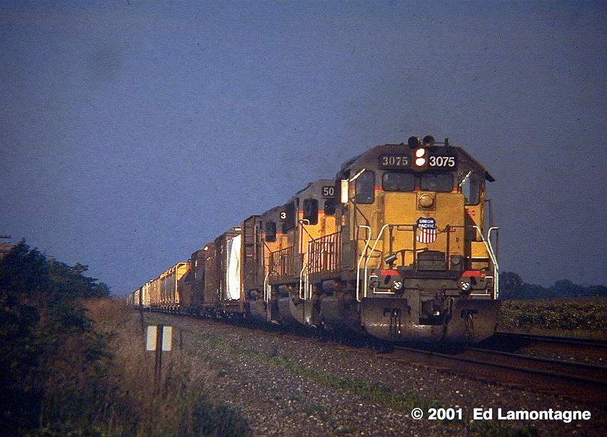 Photo of Eastbound  NPSE train at Northeast, PA in May, 2000 by Ed Lamontagne (WFPT)