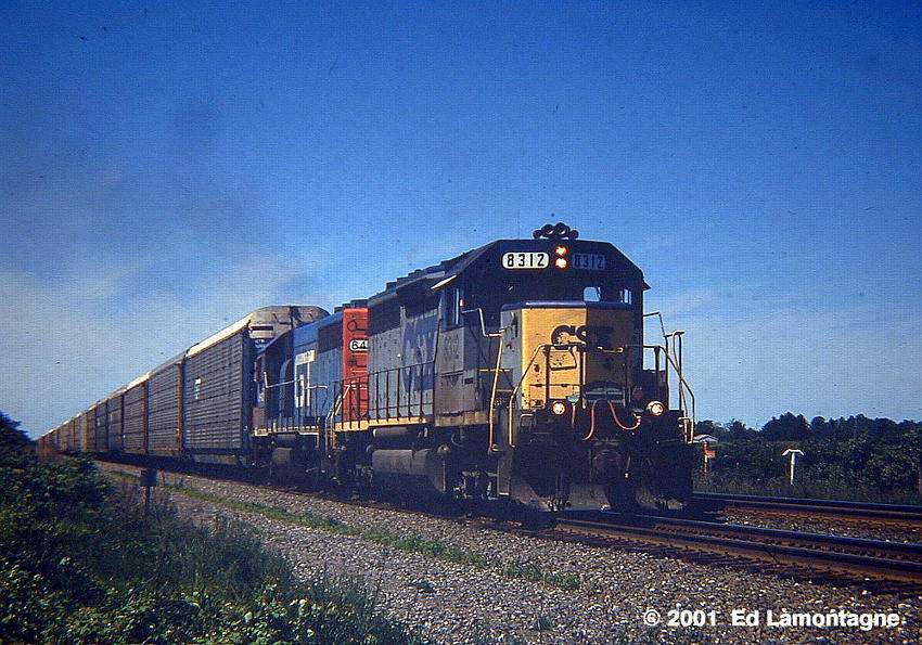 Photo of Eastbound ML train at Northeast PA in May 2000 by Ed Lamontagne (WFPT)