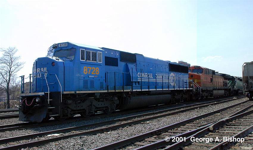 Photo of Train Q264 at Framingham, MA on 4/24/2001 by George A. Bishop (WFPT Consultant)