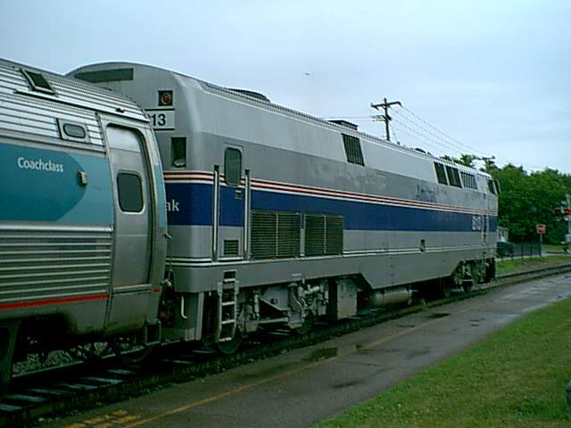 Photo of Amtrak 56 at Essex Jct June 29,2001