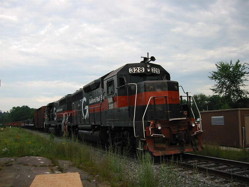 Photo of B&M 328 at Dover NH with EDPO