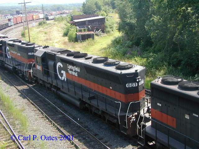 Photo of SD45 #681 and GP38 #252  at East Deerfield