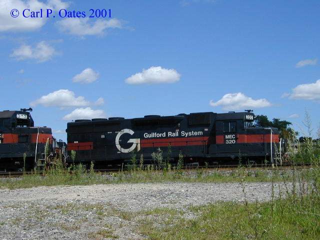 Photo of GP40 #320 in Lowell