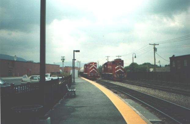 Photo of VTR 201 and CLP 802 in Rutland - July 2000