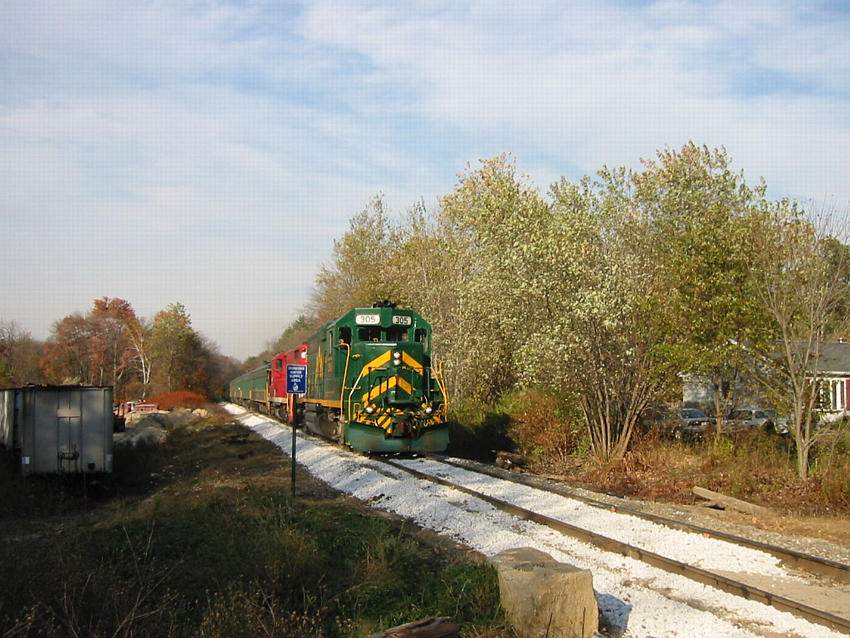 Photo of Green Mountain Passenger Extra close to the MA/CT line