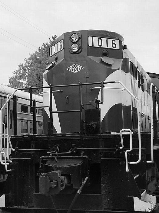 Photo of 1016 in black and white