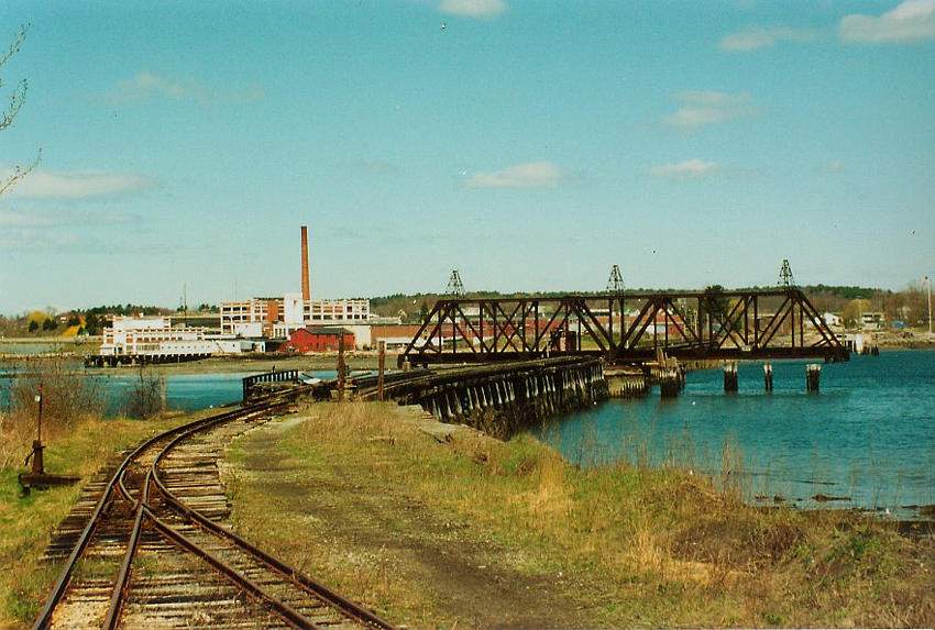 Photo of Swing bridge