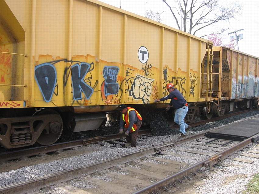 Photo of MBTA work extra at Manchester dropping stone