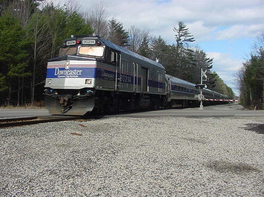 Photo of Downeaster No. 686 passes CPF 209