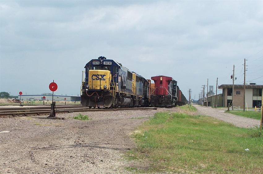 Photo of CSX on the side