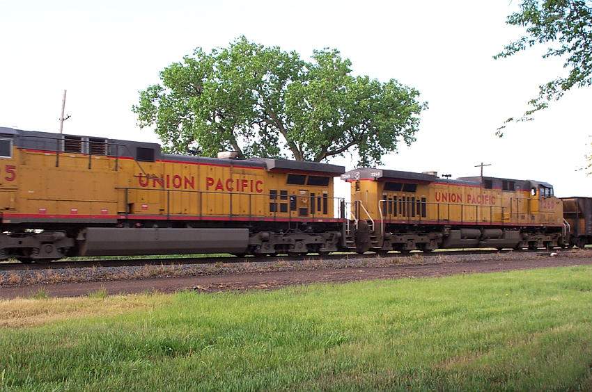 Photo of Outgoing coal empties from UP yard Salina, KS