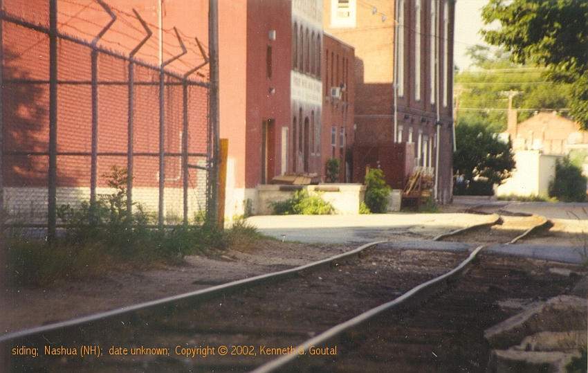Photo of siding leading to ex-MBTA RDC's 54, 68, 72