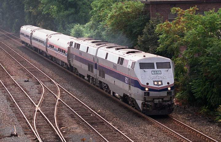 Photo of Amtrak 821