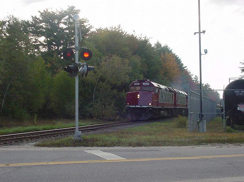 Photo of Acadian Train No. 45 at Empire Road