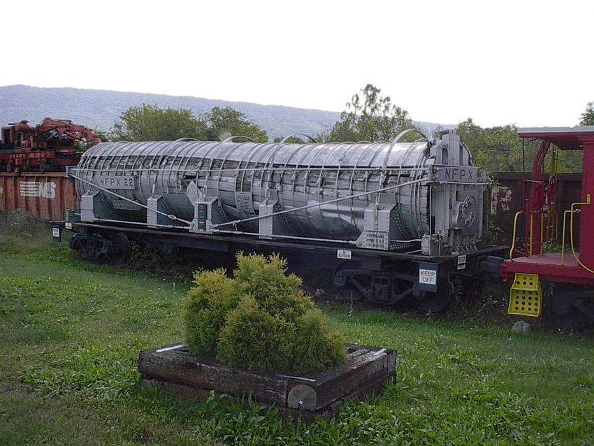 Photo of Ancient Tank Car