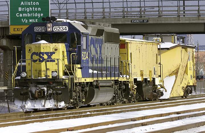 Photo of CSX snow fighting equipment heads out of BPY