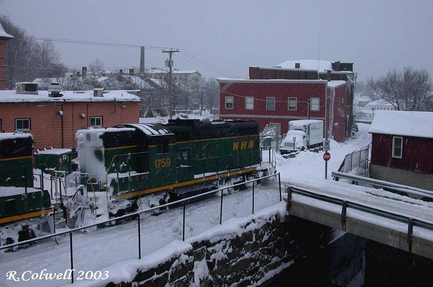 Photo of NHN 1759 northbound, downtown Somersworth, NH