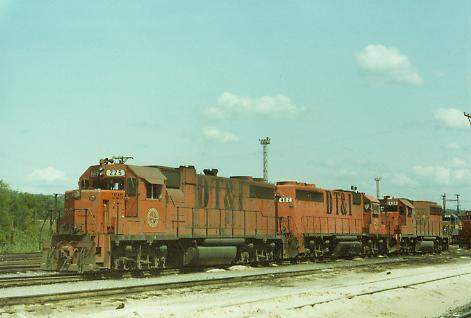 Photo of DT&I Units lay over at L&N's DeCoursey, KY yard.