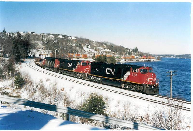 Photo of CN train 136 arriving at Rockingham, NS