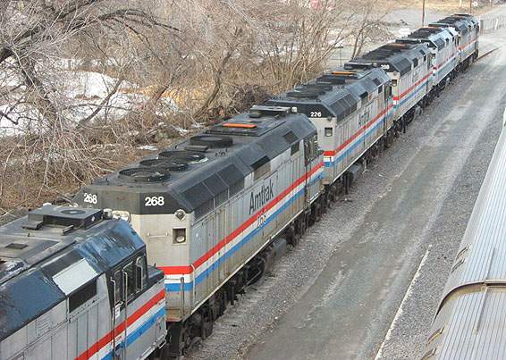 Photo of Dead F40's at Albany-Rensaleer