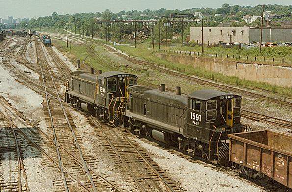 Photo of P&LE MP15DC's #1594 & 1591 at Youngstown, OH.