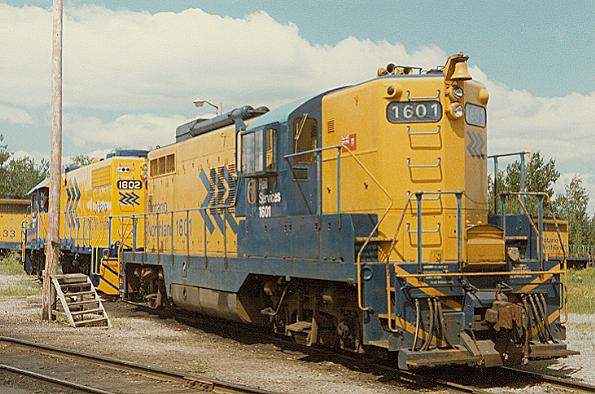 Photo of ONR GP9 #1601 & GP38-2 #1802 at Englehart, ON.