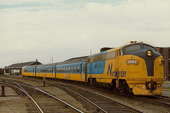 Photo of ONR FP-7 #1987 on the Northlander at Timmins, ON.