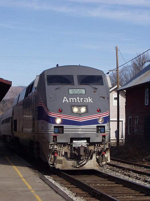 Photo of Amtrak Vermonter Southbound arriving at Waterbury, VT