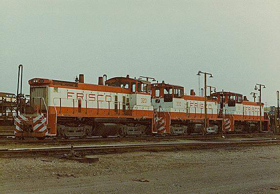 Photo of SLSF SW1500's #320,332 & 331 idle at Lindenwood Yd, St.Louis, MO.
