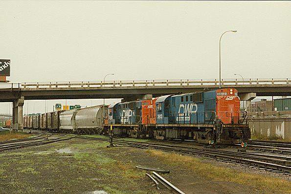 Photo of DW&P RS-11's #3613 & 3610 transfer run to Rice's Pt Yd, Duluth, MN.