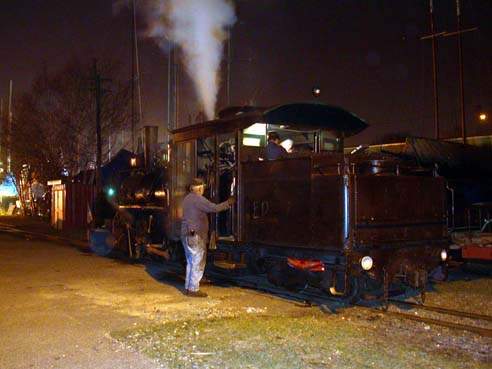 Photo of B&SR #7 steamed up at Portland Company, 4/19/2003