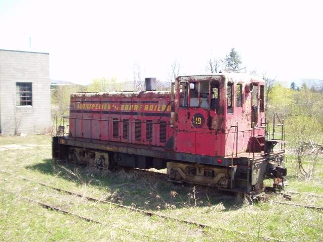 Photo of Montpelier & Barre #19 abandoned at Morrisville, VT.