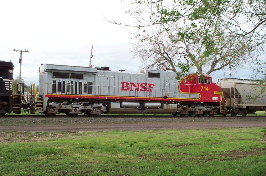 Photo of BNSF 714