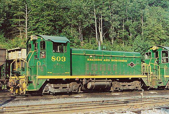 Photo of R&N SW8 #803 rests at Port Clinton, PA.