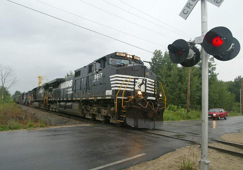 Photo of Bow coal train at Johnson Rd.