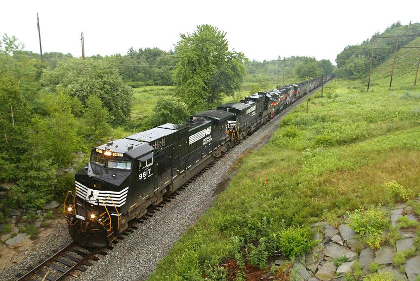 Photo of Bow Coal train