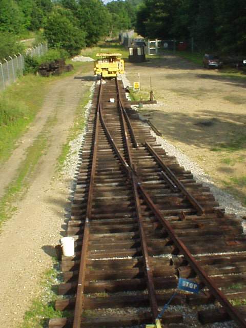 Photo of Conn. Eastern Railroad heads east.