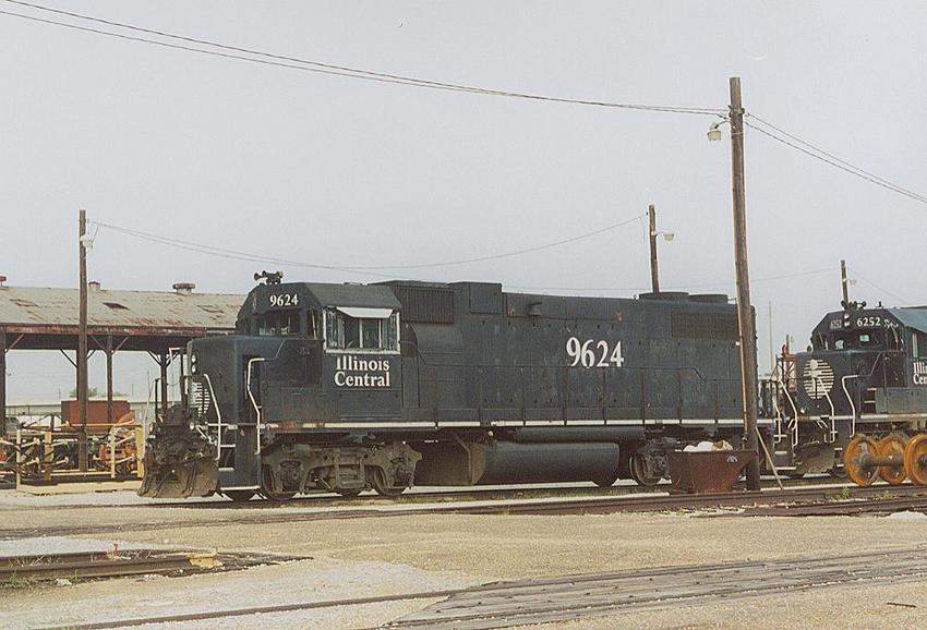 Photo of GP38-2 #9624 at the yard in Mobile, AL.