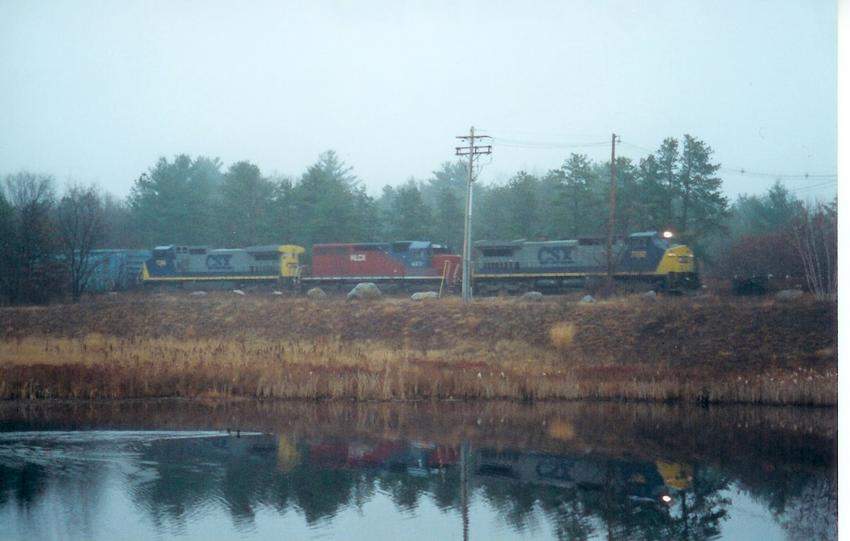 Photo of HLCX leaving Ayer for Worcester CSX